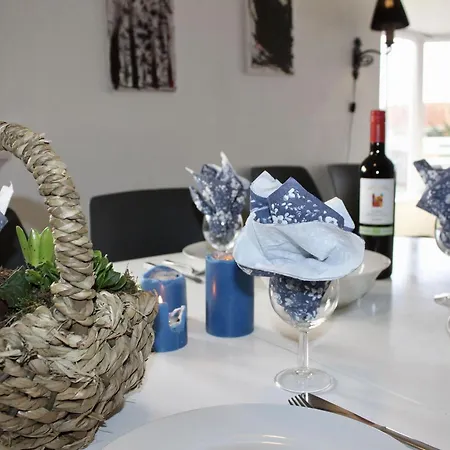 Ferienhaus Familienfreundliches Mit Whirlpool, Sauna Und Ofen *
